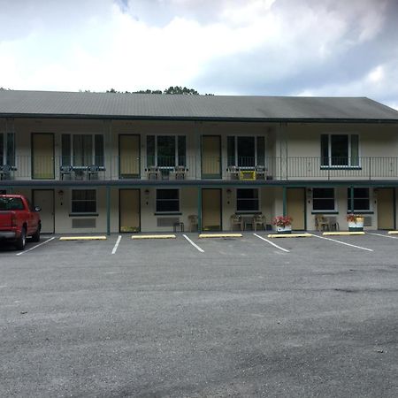 Mahoning Inn Lehighton Exterior photo